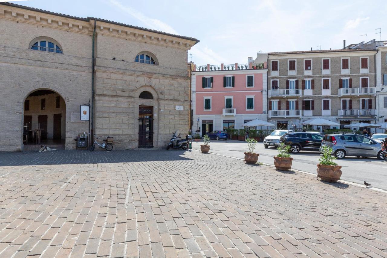 La Romantica Camere E Wellness Senigallia Exterior photo